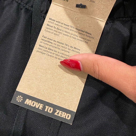 Nike Training Shorts - Picture 6 of 6